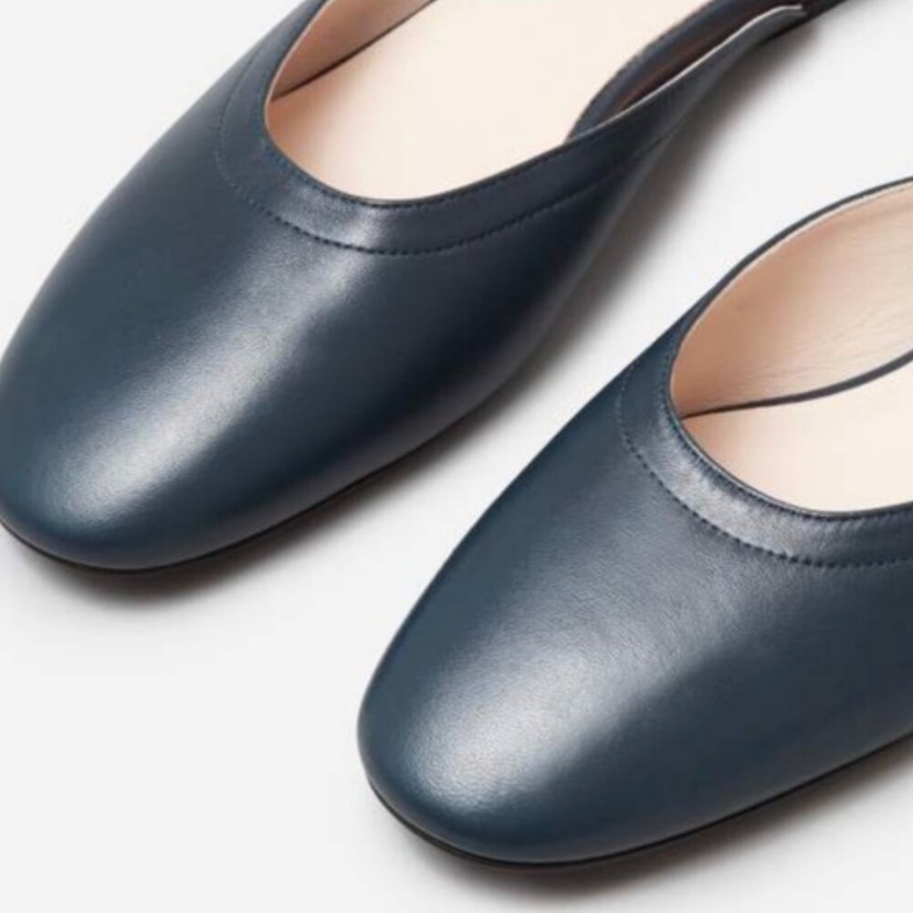 Everlane ORIGINAL Day Mule flat in Navy 9.5 EUC